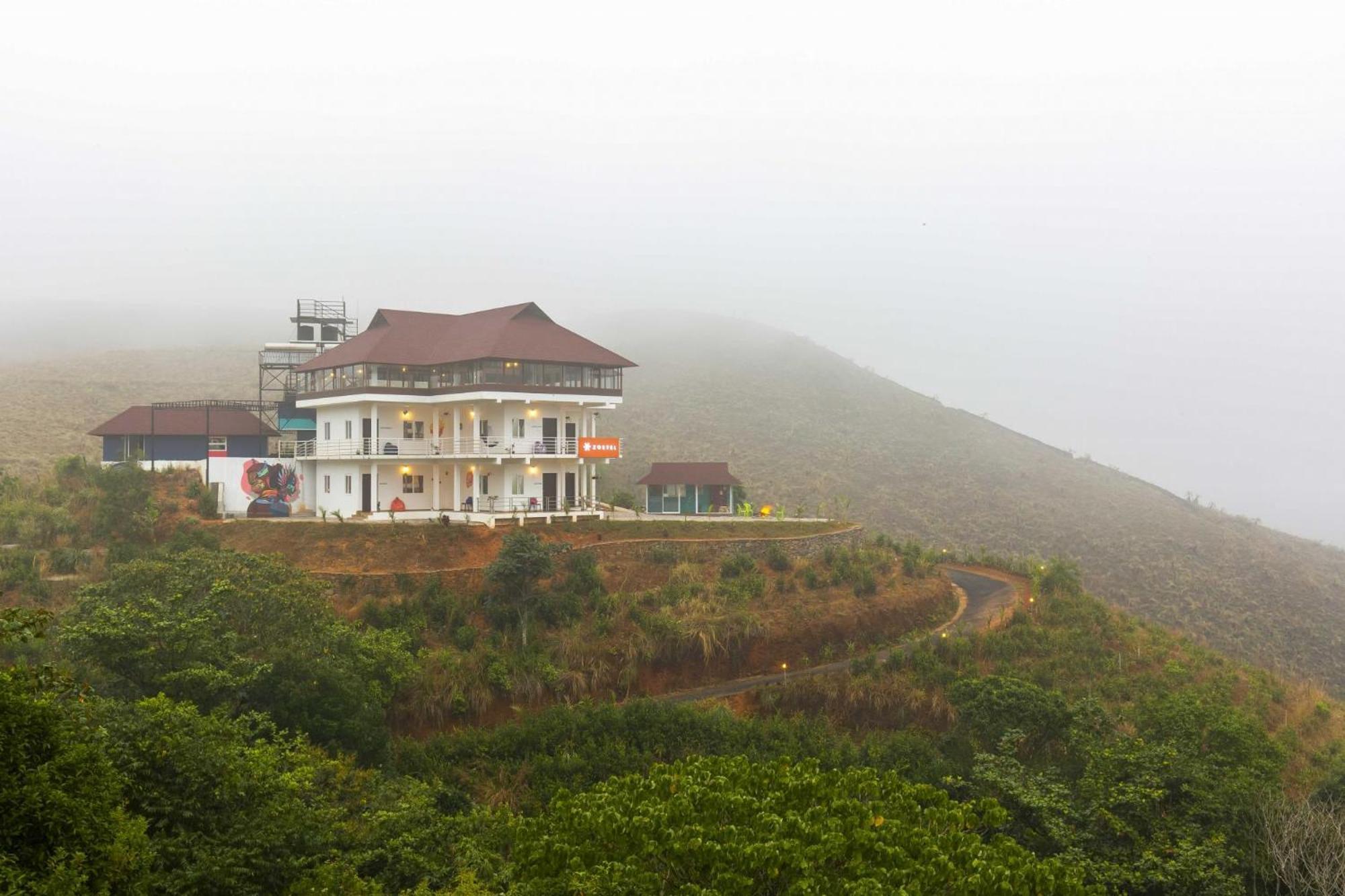 Zostel Vagamon Hostel Exterior foto
