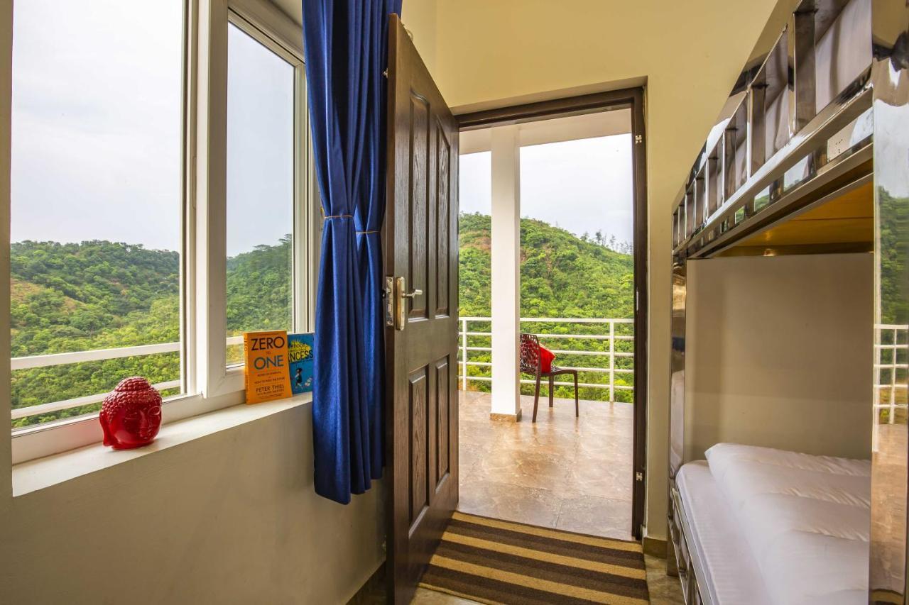 Zostel Vagamon Hostel Exterior foto